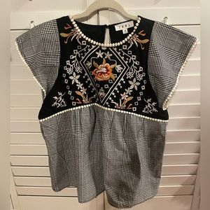 THML embroidered floral and plaid top size Medium